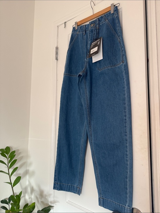 Finisterre Denim - NWT Finisterre Yarrel Barrel Jeans in indigo Blue - Women 26R